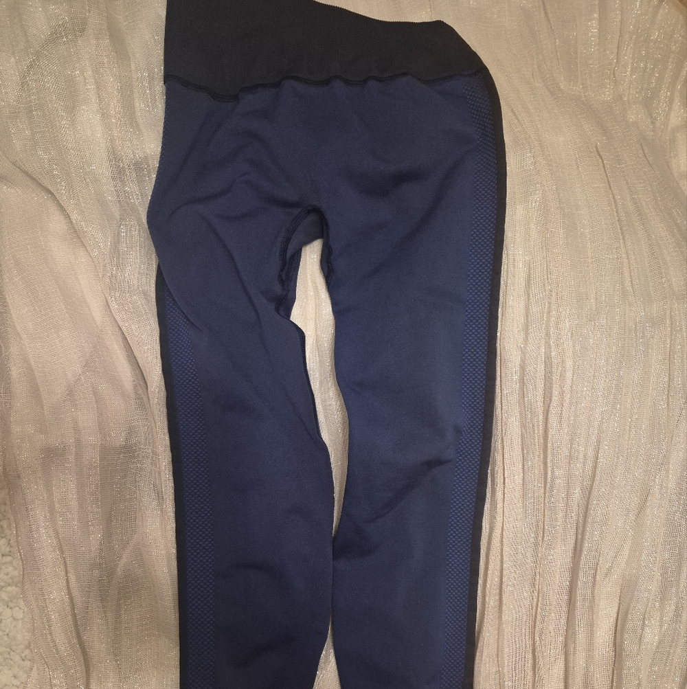 lululemon || Navy and Black Bottoms